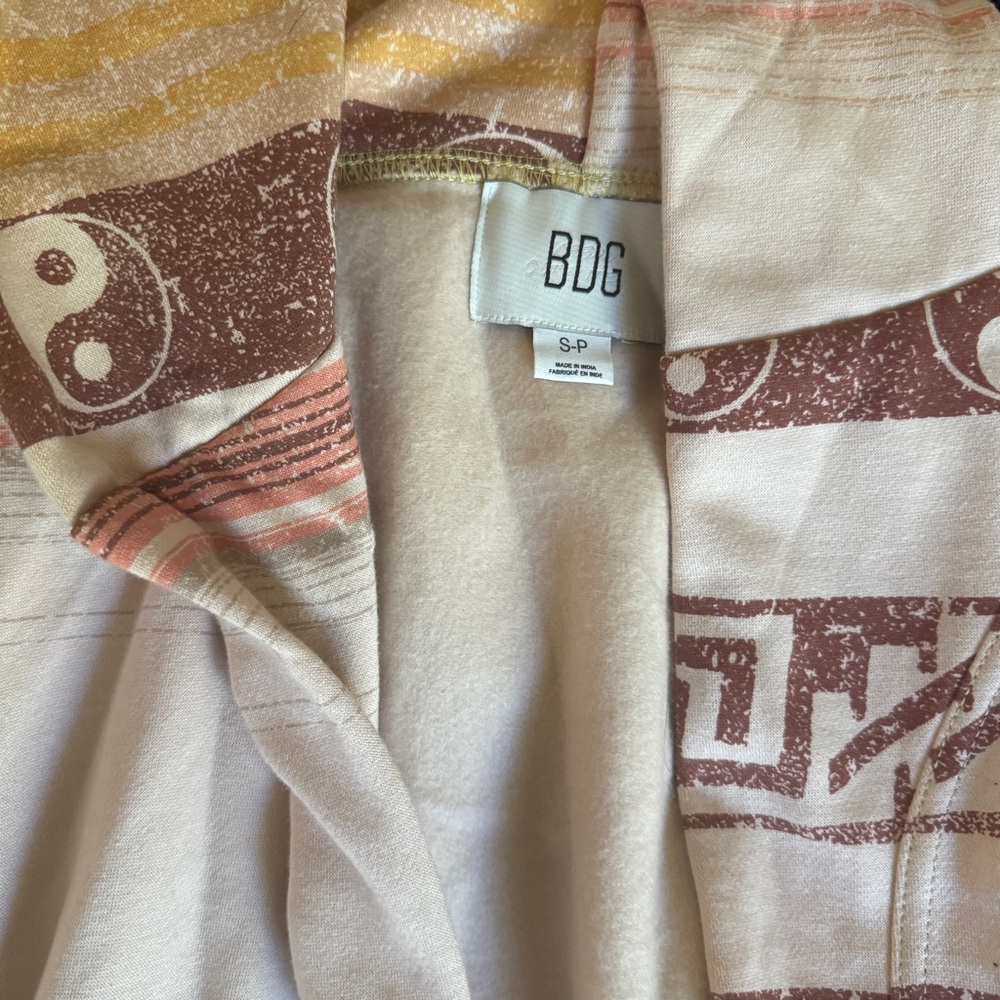 Bdg Multicolor Patterned Utility Jacket - image 5